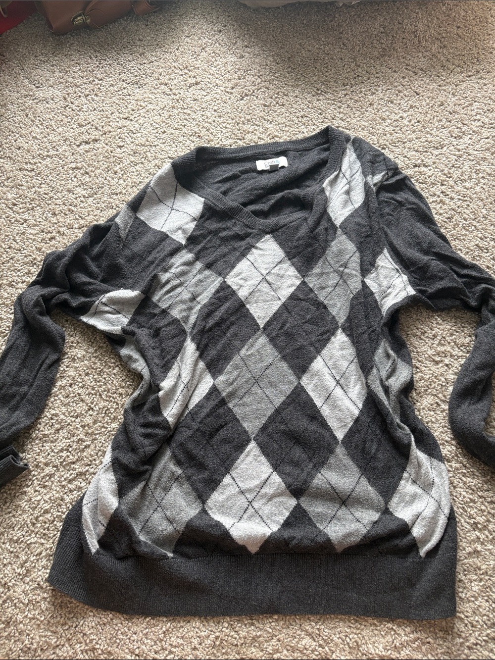 Croft & Barrow Gray Argyle V-Neck Sweater